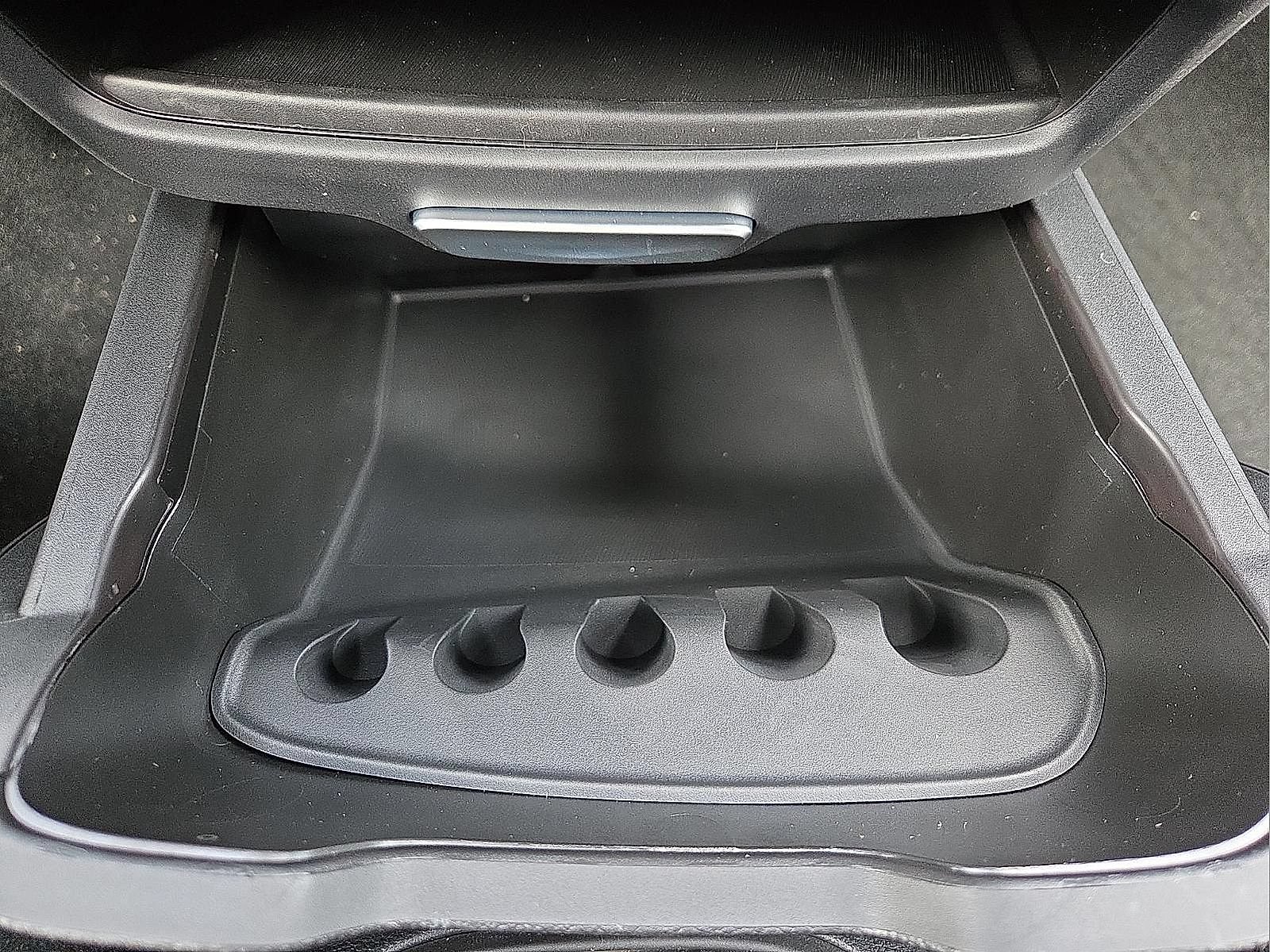 New 2026 Chrysler Pacifica Select w/ S Appearance Package FWD image 25