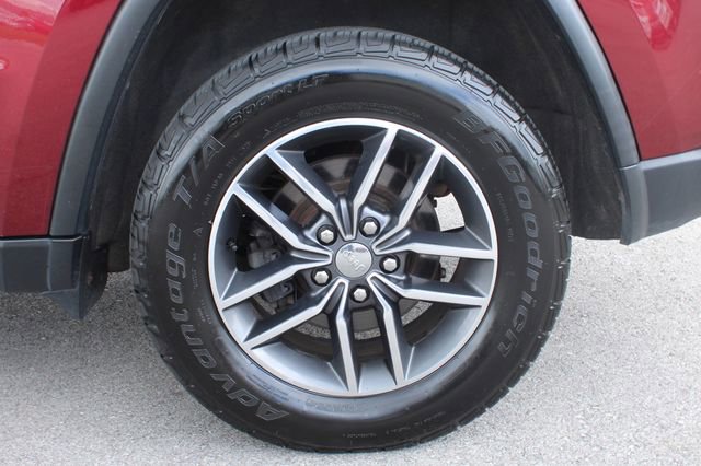 Used 2018 Jeep Grand Cherokee Limited AWD/4WD image 38