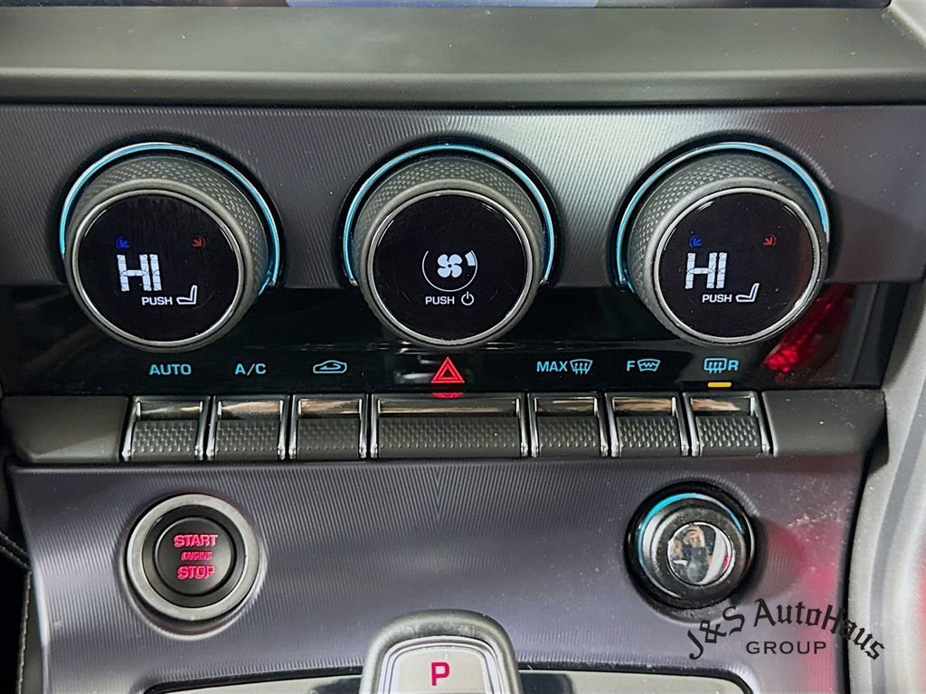 Used 2022 Jaguar F-TYPE R image 20