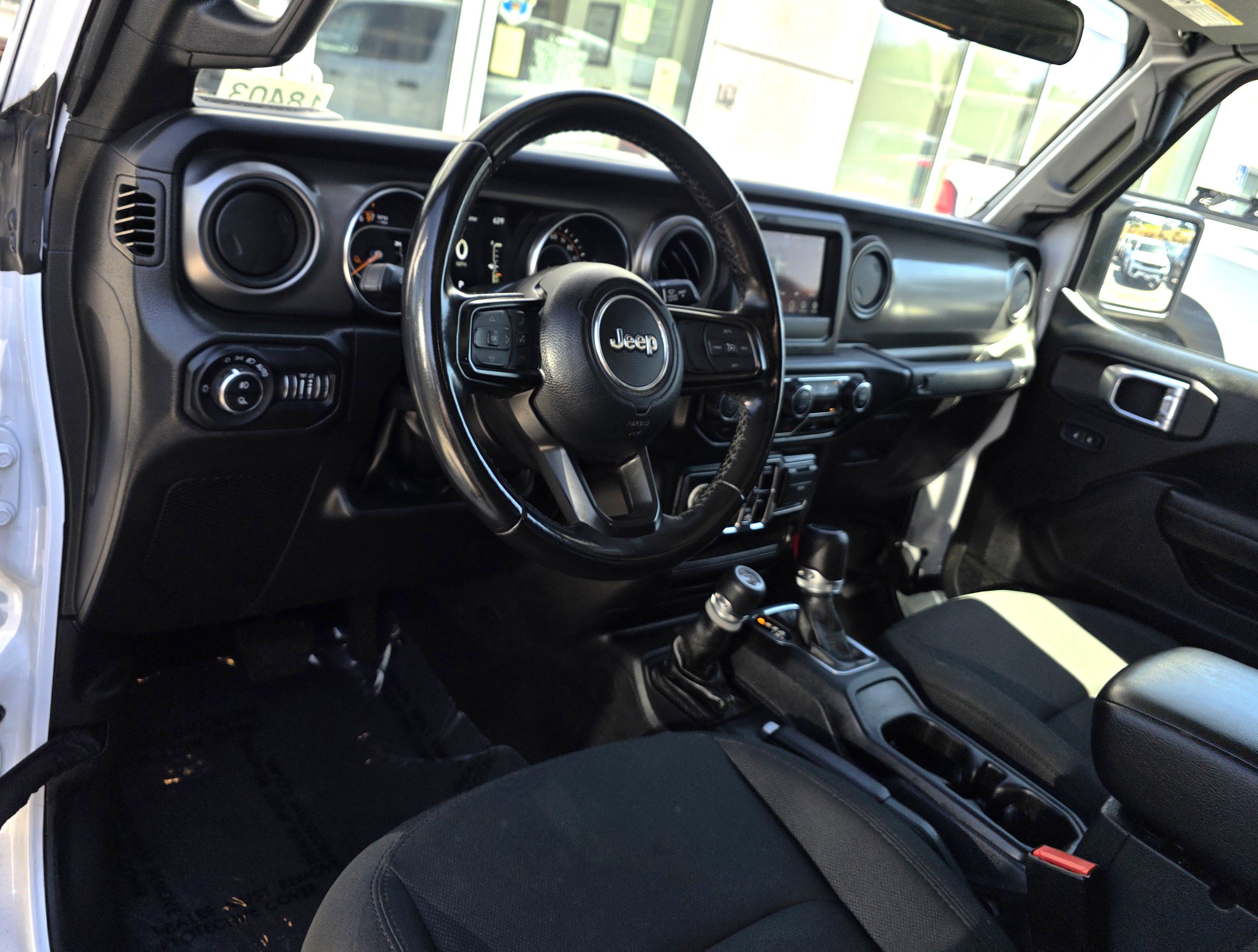 Used 2022 Jeep Gladiator Sport AWD/4WD image 10