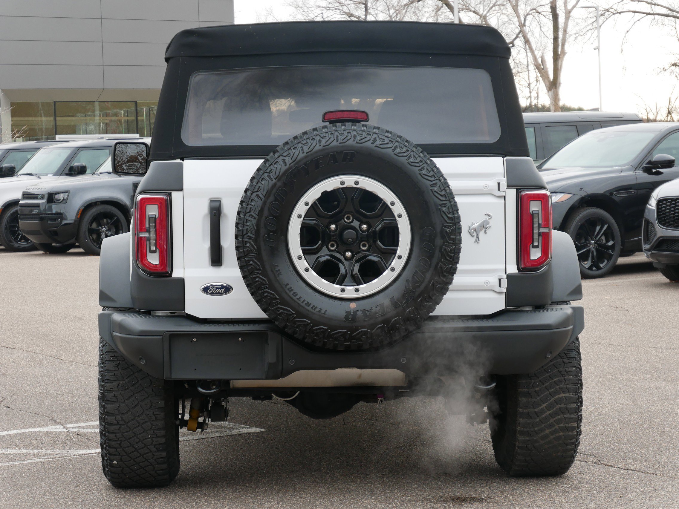 Used 2022 Ford Bronco Badlands image 6