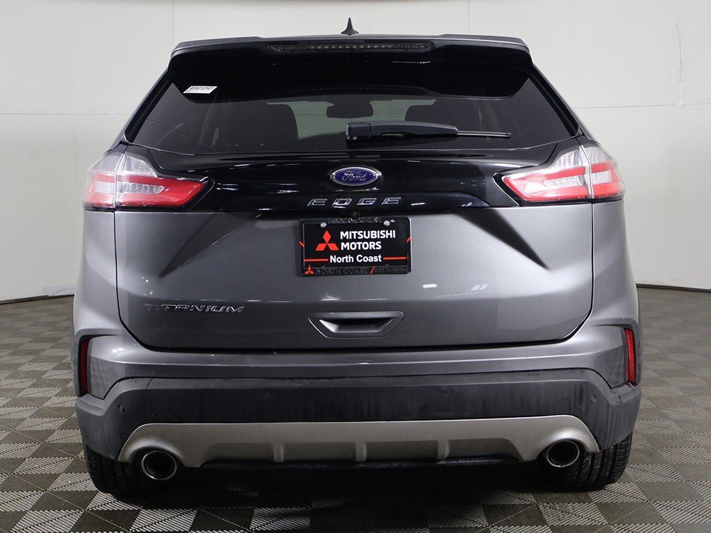 Used 2024 Ford Edge Titanium image 10