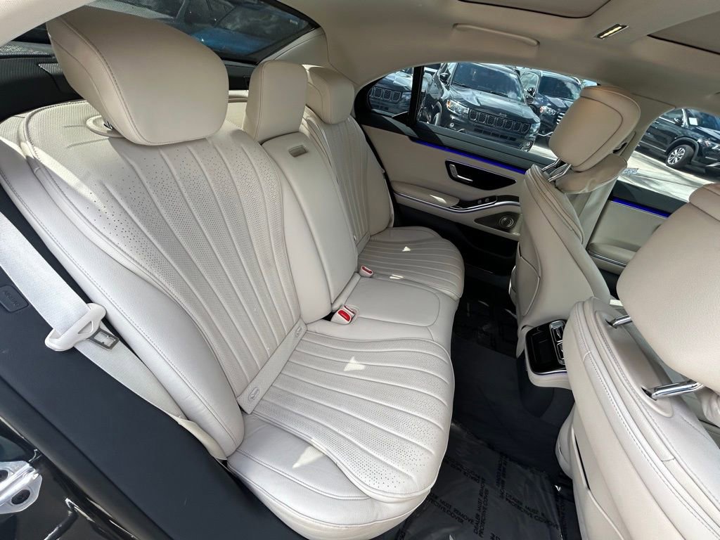Used 2023 Mercedes-Benz S 500 S 500 image 39