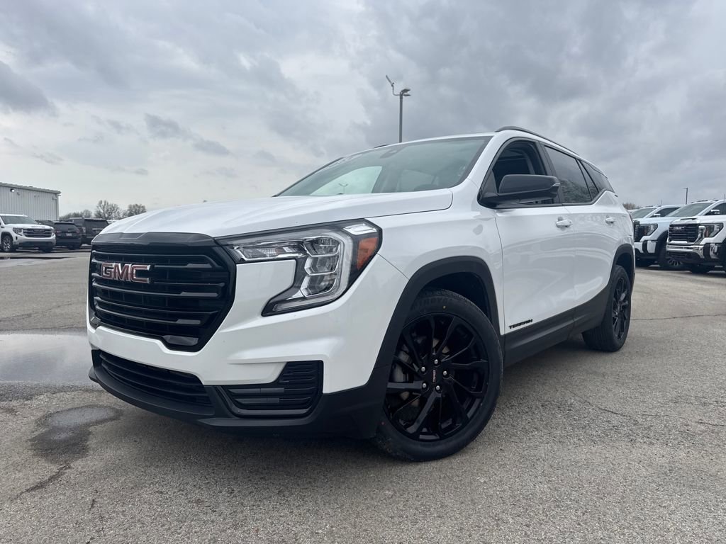 Used 2023 GMC Terrain SLE w/ Driver Convenience Package image 1
