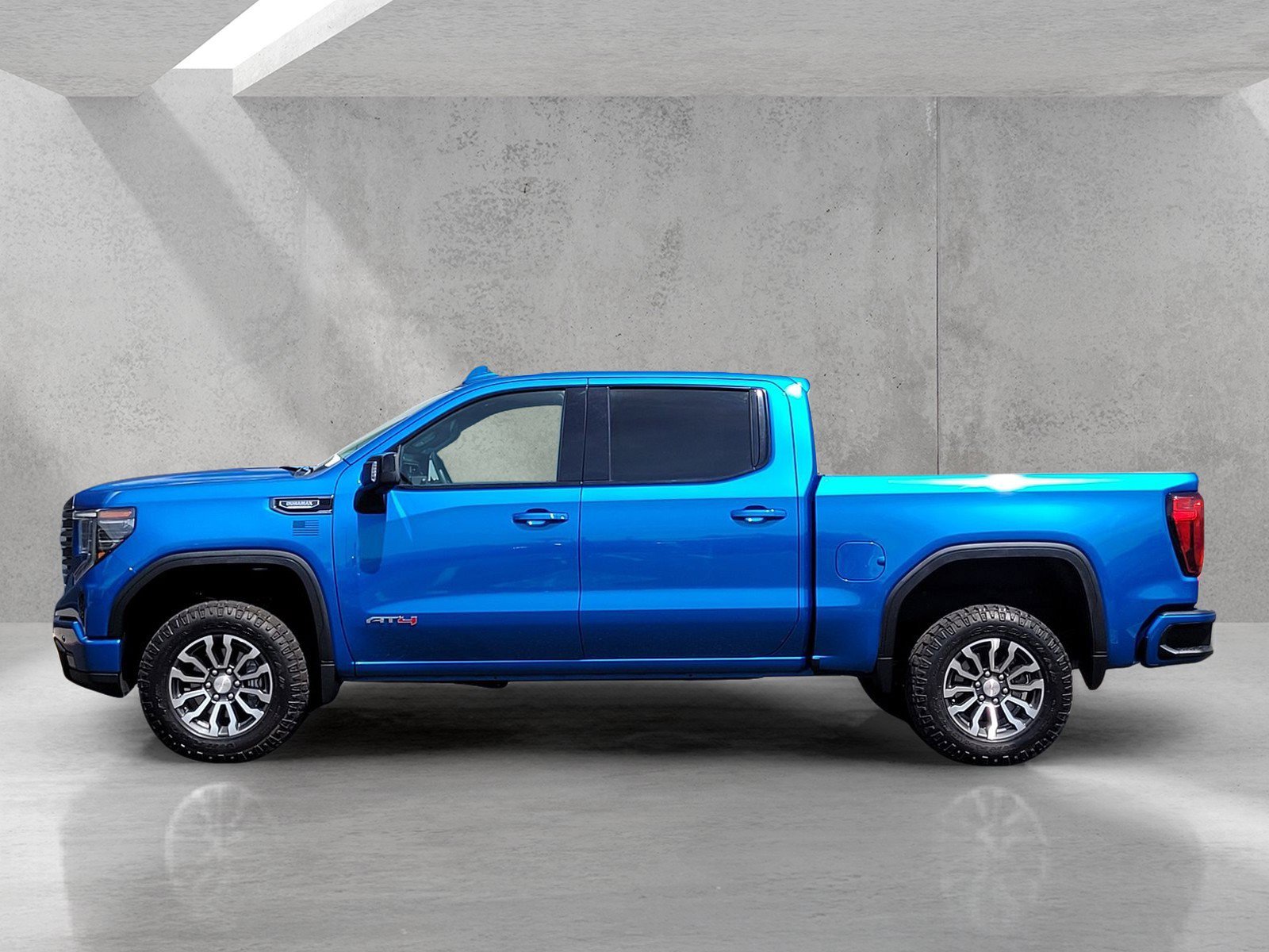 Used 2023 GMC Sierra 1500 AT4 AWD/4WD image 8