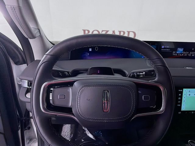 New 2026 Lincoln Navigator L Premier AWD/4WD image 12