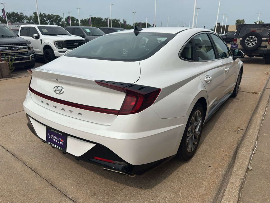 Used 2023 Hyundai Sonata SEL FWD image 9