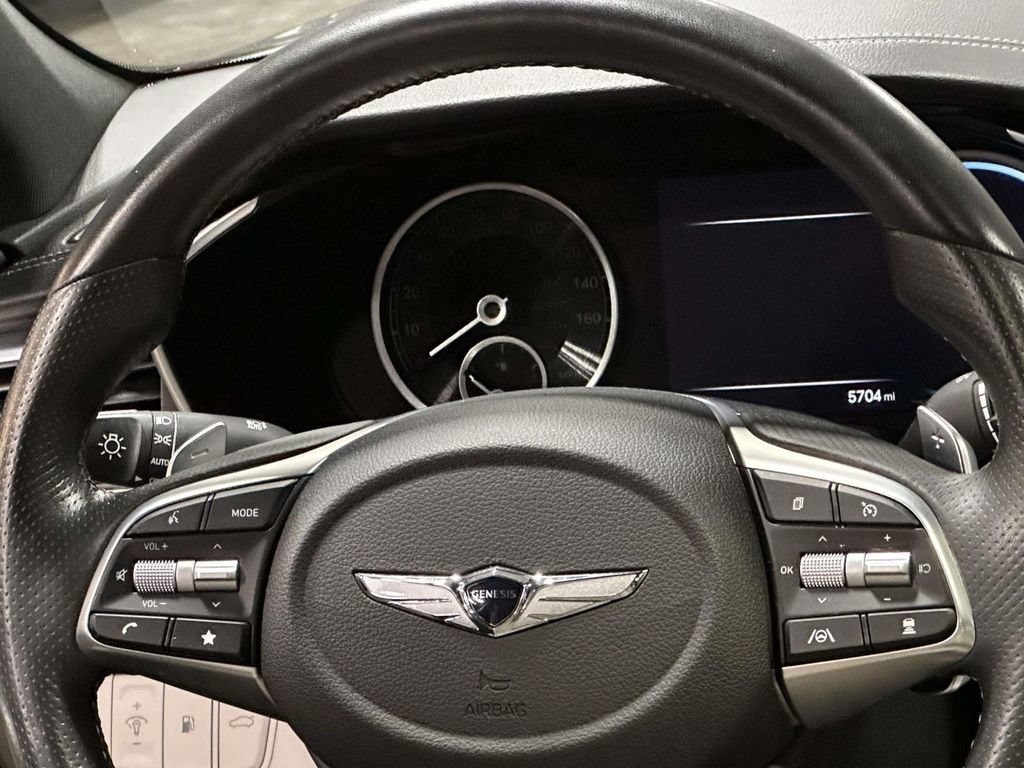 Used 2023 Genesis G70 2.0T AWD/4WD image 18