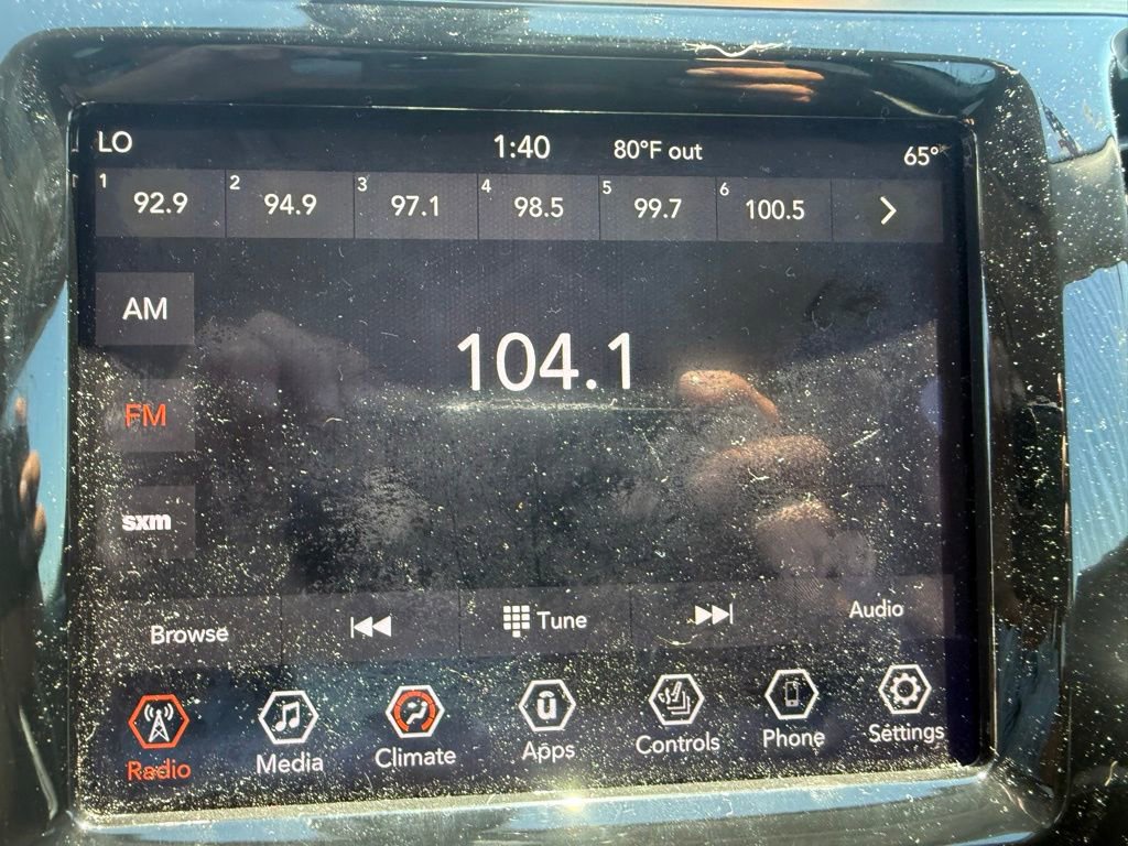 Used 2019 Jeep Cherokee Limited AWD/4WD image 10
