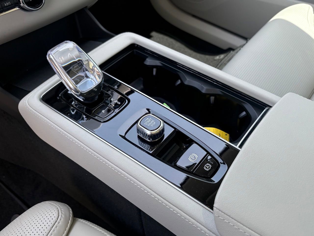 New 2026 Volvo XC90 B6 Ultra w/ Protection Package image 10