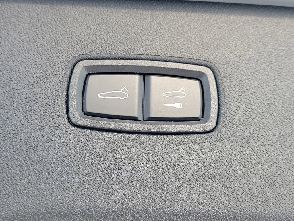 New 2026 Porsche Cayenne E-Hybrid AWD/4WD image 18