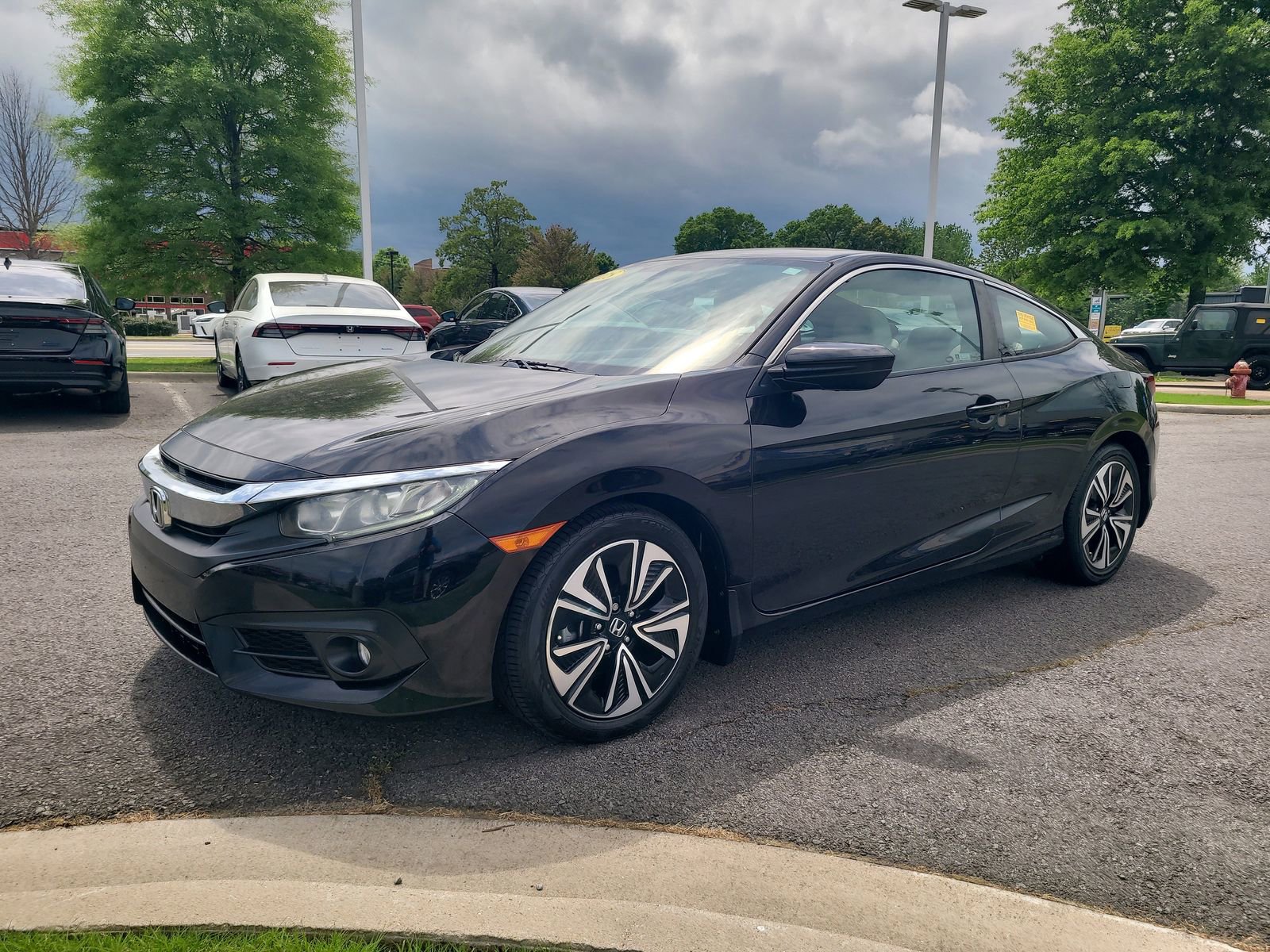 Used 2018 Honda Civic EX-T image 5