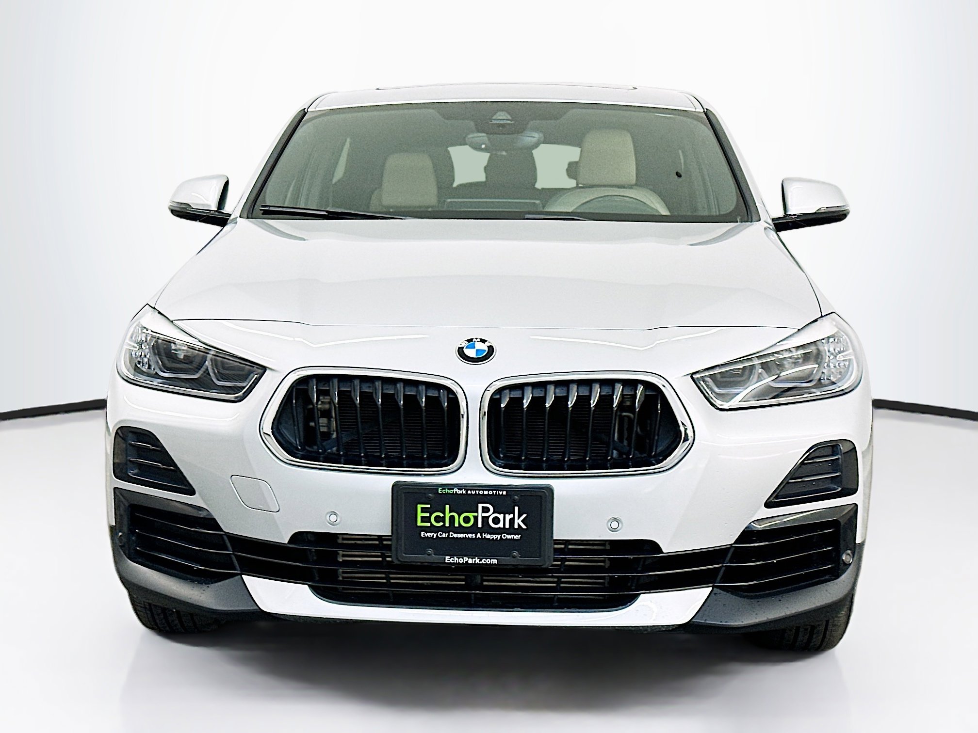 Used 2022 BMW X2 xDrive28i w/ Premium Package image 2