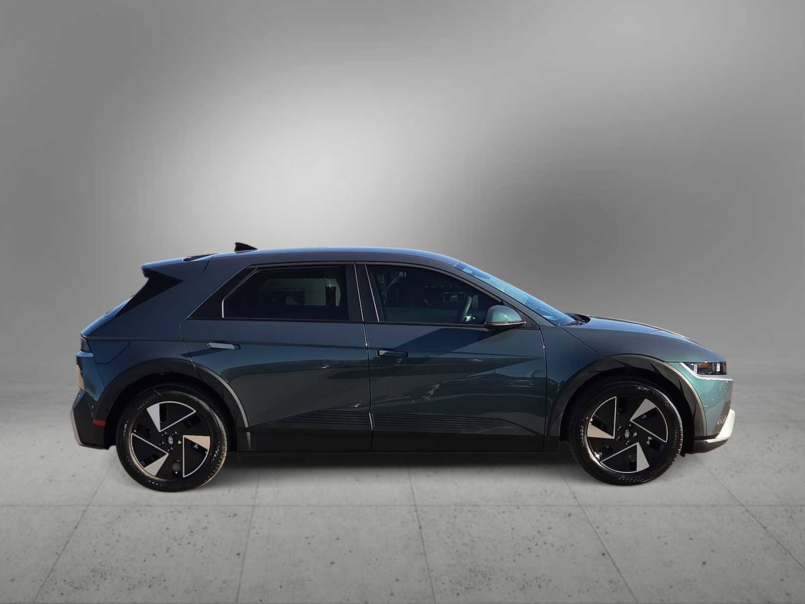 New 2026 Hyundai Ioniq 5 SEL image 9