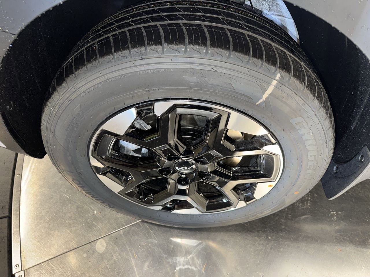 New 2026 Kia Sorento S image 10