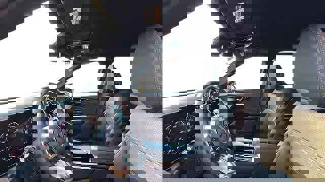 Certified 2025 Mercedes-Benz GLC 300 4MATIC image 4