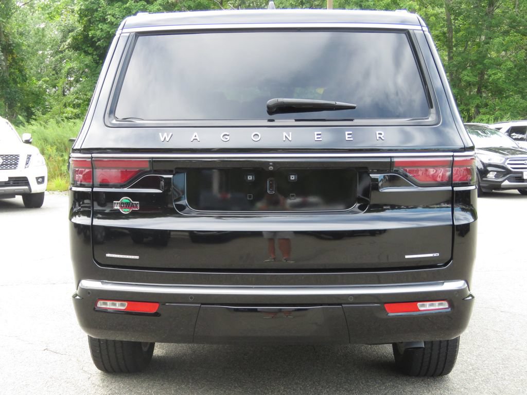 Used 2023 Jeep Wagoneer Series III w/ Convenience Group I AWD/4WD image 6