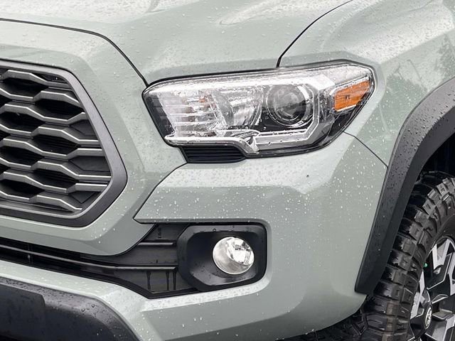 Used 2023 Toyota Tacoma TRD Off-Road AWD/4WD image 10
