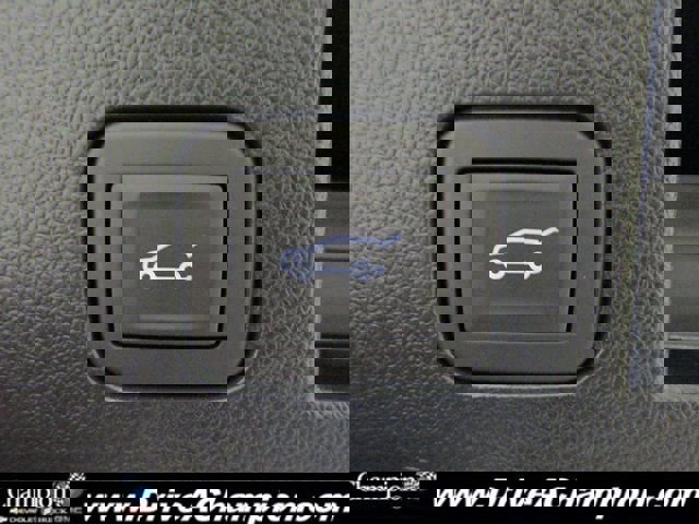 Certified 2026 Chevrolet Equinox ACTIV w/ LPO, Floor Liner Package image 14