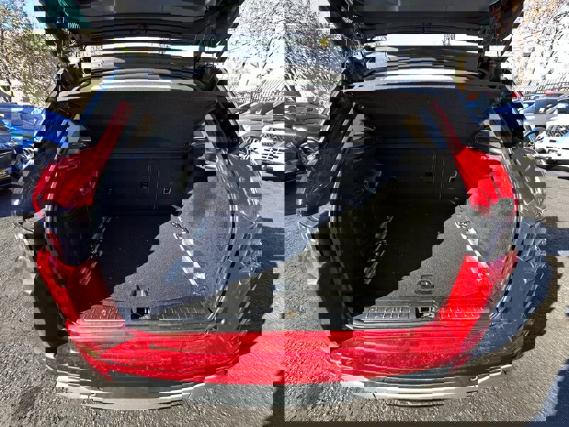 Used 2012 Land Rover Range Rover Evoque Dynamic image 10