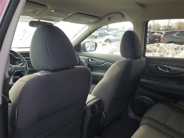 Used 2020 Nissan Rogue S image 10