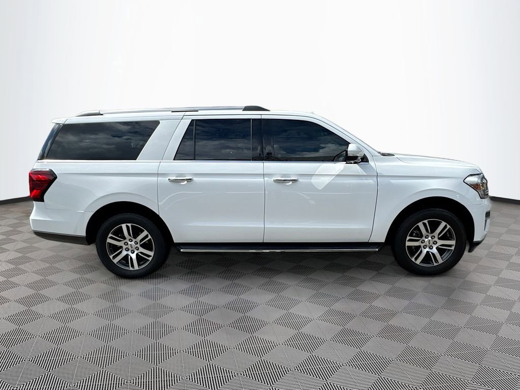 Used 2022 Ford Expedition Max Limited AWD/4WD image 5