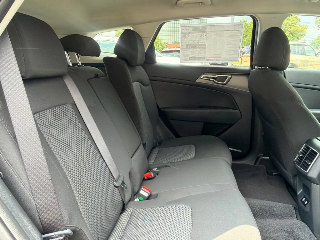 New 2026 Kia Sportage LX AWD/4WD image 13