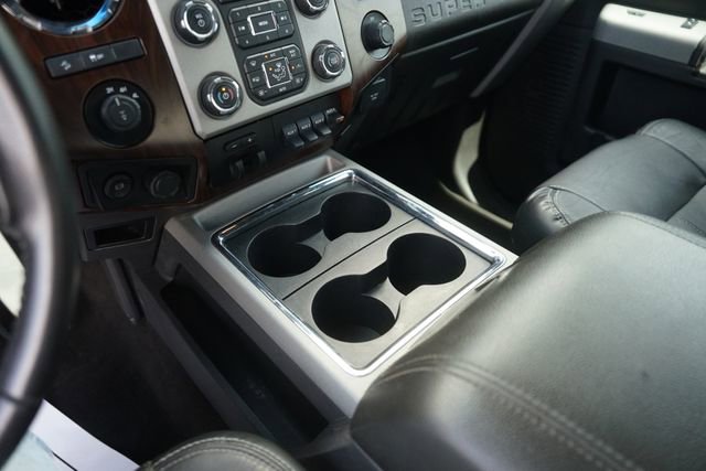 Used 2015 Ford F250 Lariat w/ Lariat Ultimate Package AWD/4WD image 29