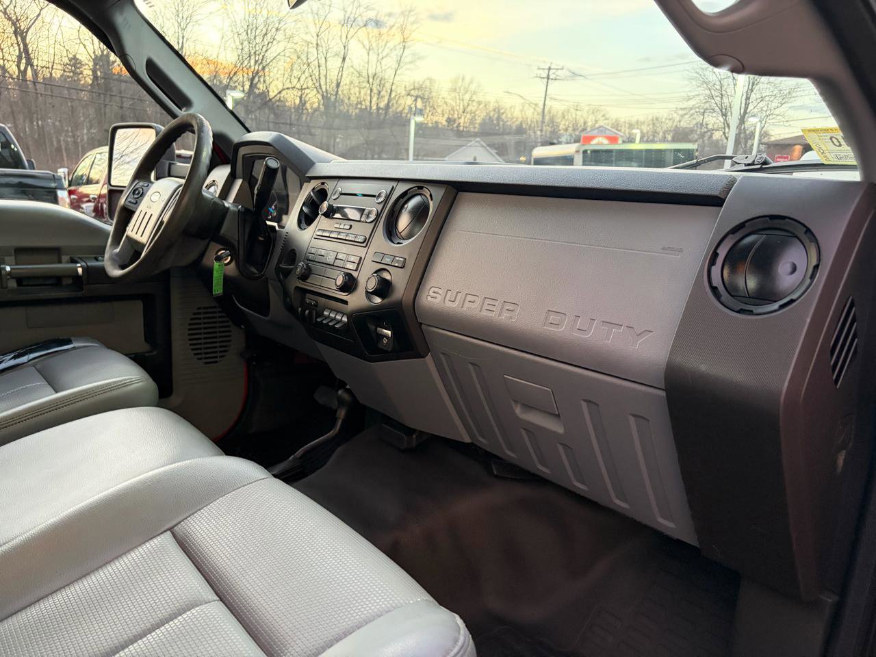 Used 2016 Ford F550 4x4 Regular Cab Super Duty image 35