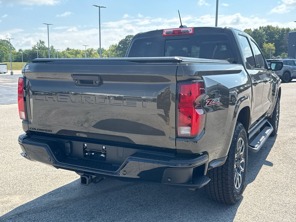 Certified 2023 Chevrolet Colorado Z71 w/ Z71 Convenience Package 2 AWD/4WD image 5