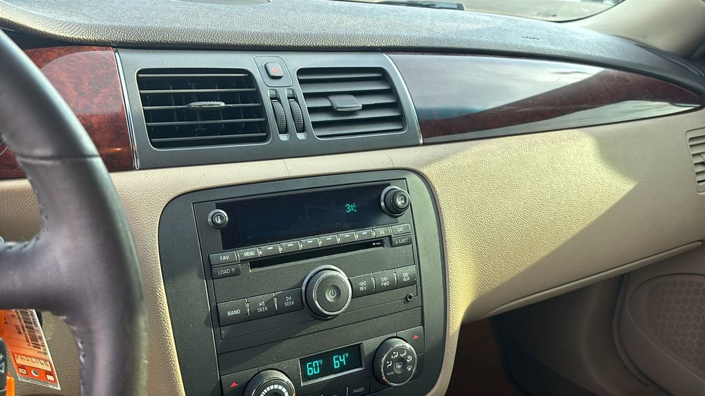 Used 2008 Buick Lucerne CXL w/ Driver Confidence Package image 19