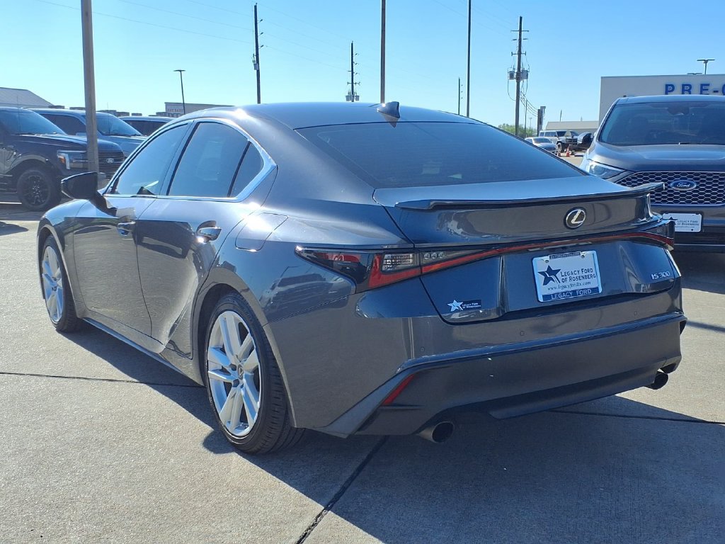 Used 2021 Lexus IS 300 w/ Comfort Package RWD image 4
