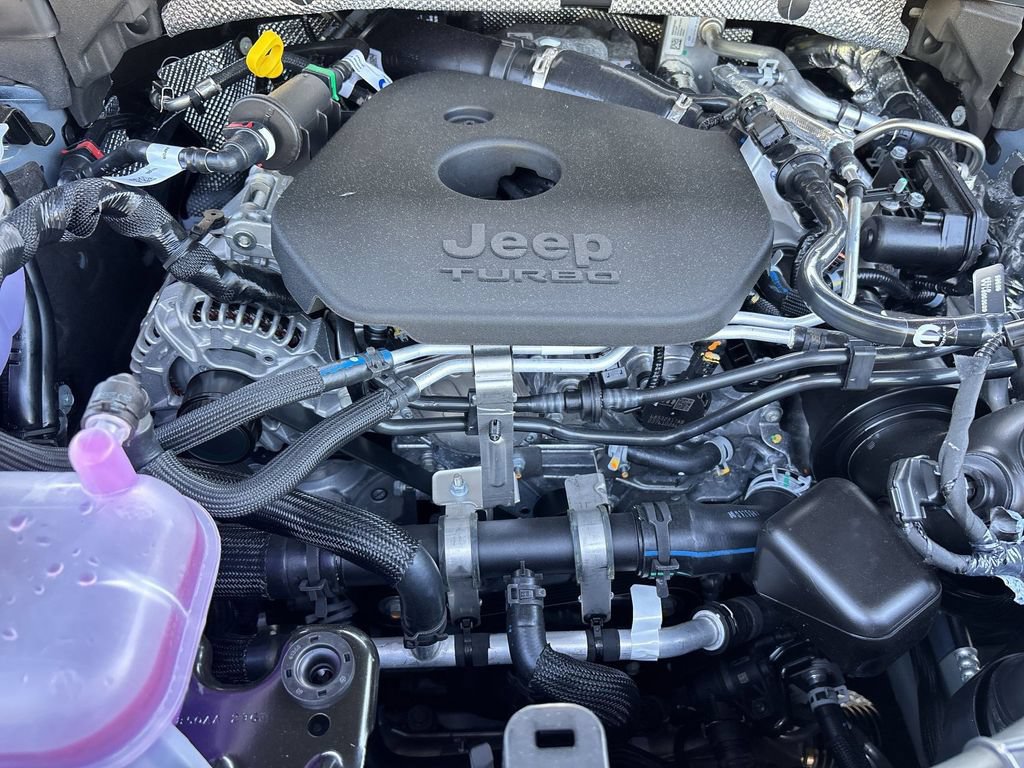 New 2026 Jeep Grand Cherokee L Limited w/ Luxury Tech Group II AWD/4WD image 36
