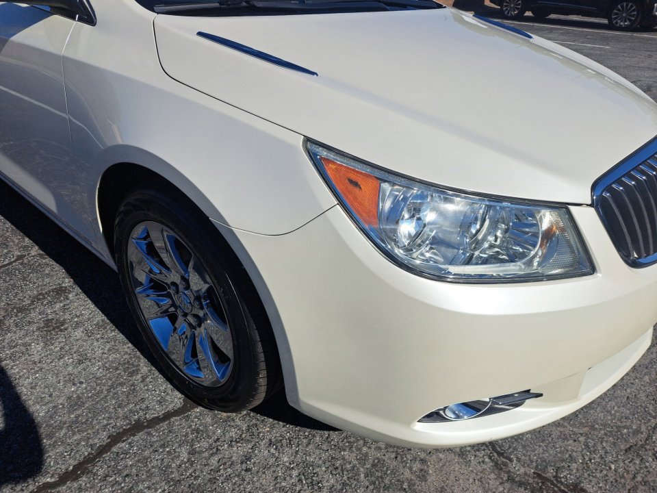 Used 2013 Buick LaCrosse Premium FWD image 16