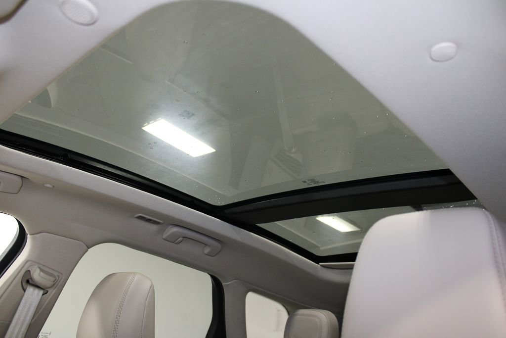 Used 2023 Lincoln Corsair Reserve w/ Equipment Group 201A image 56