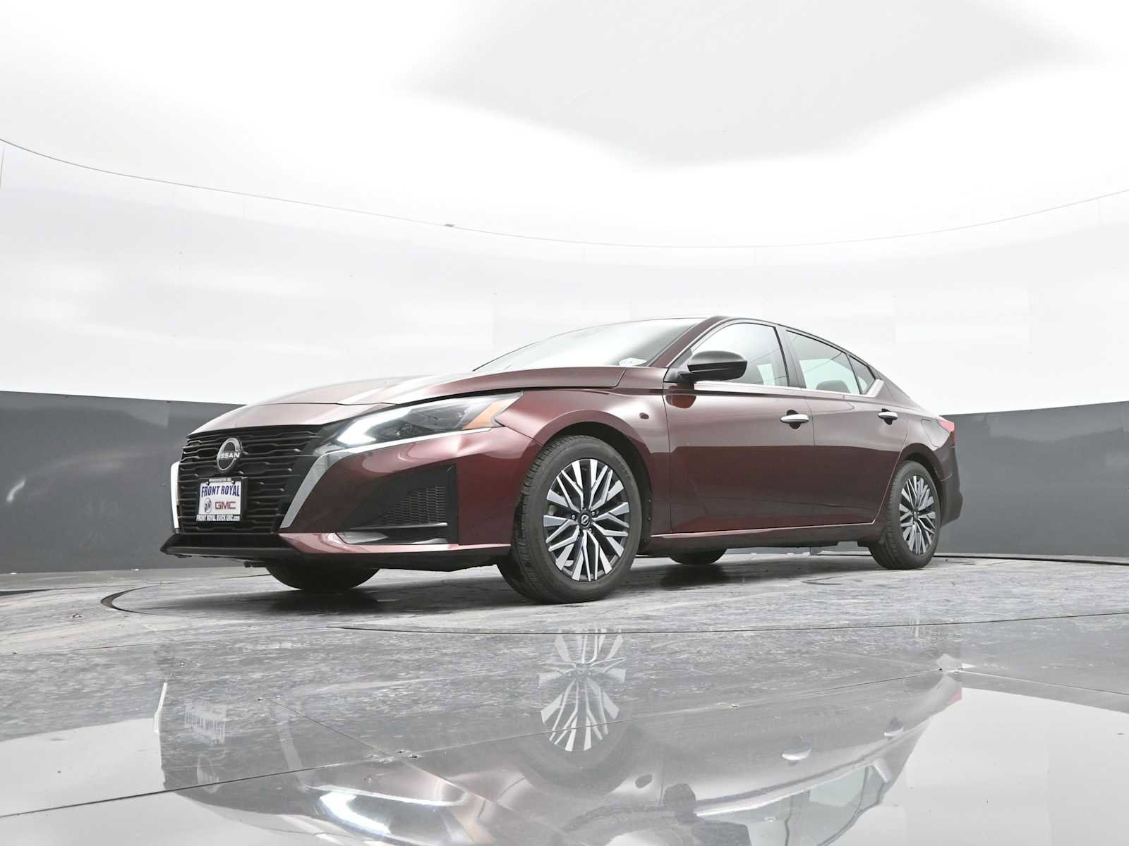 Used 2024 Nissan Altima 2.5 SV image 31