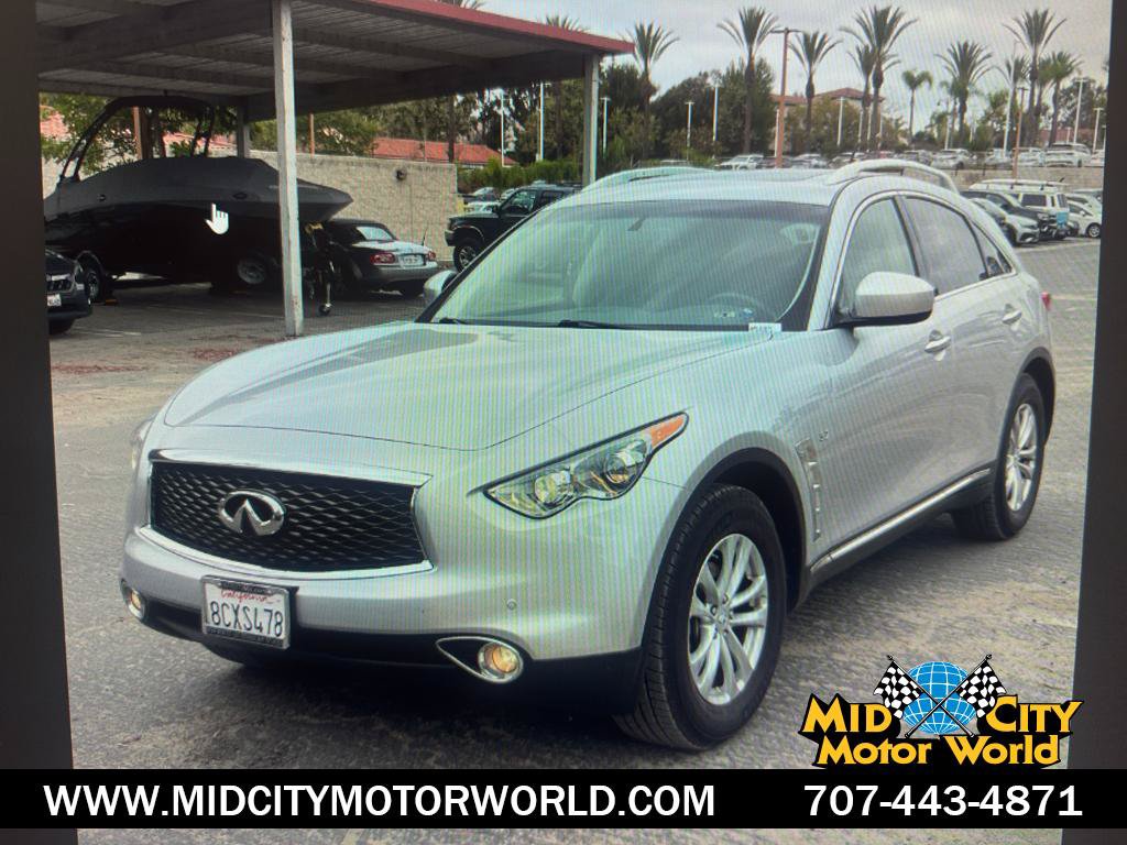 Used 2017 INFINITI QX70 2WD w/ Premium Package image 1