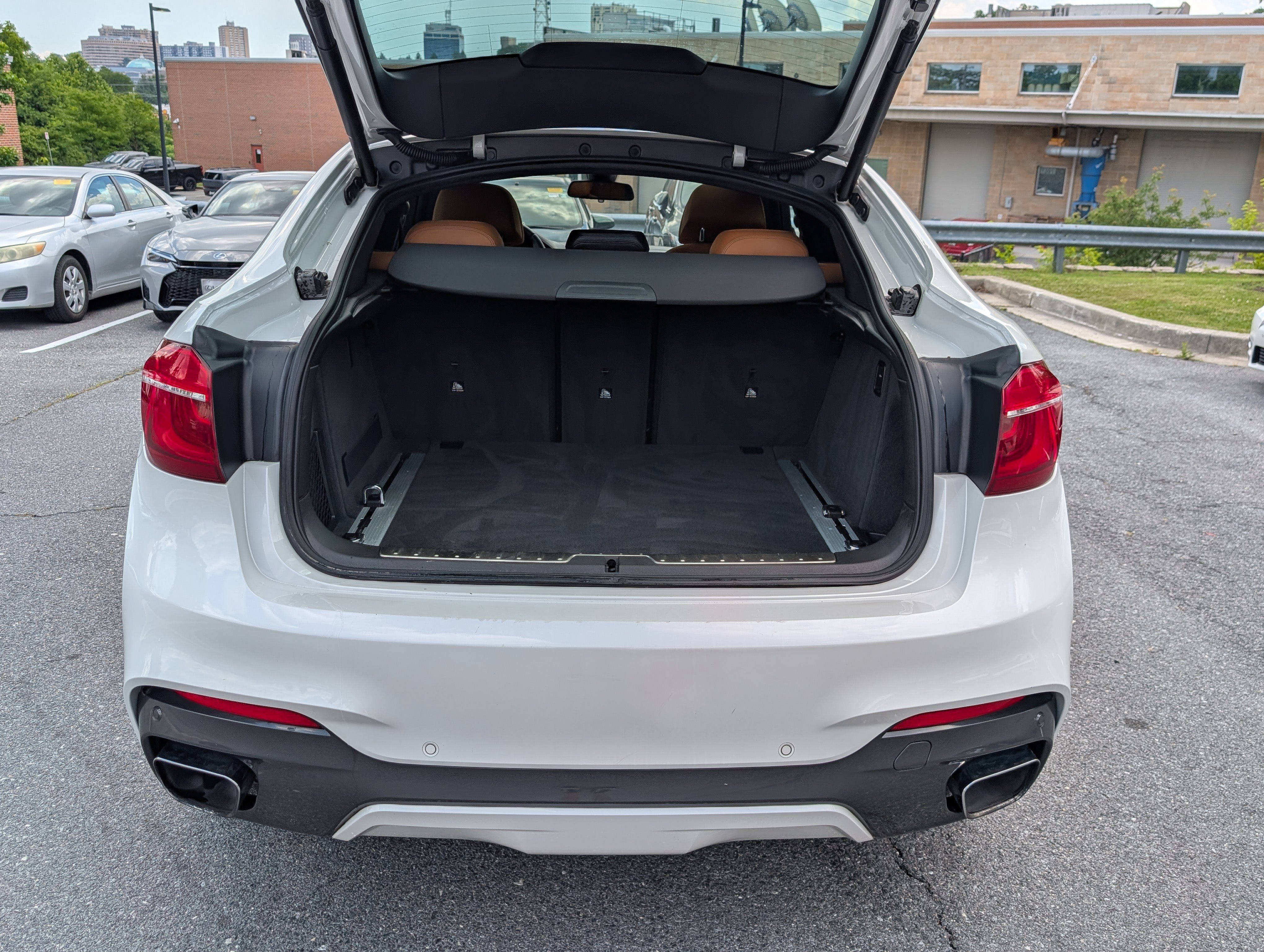 Used 2018 BMW X6 xDrive35i AWD/4WD image 13