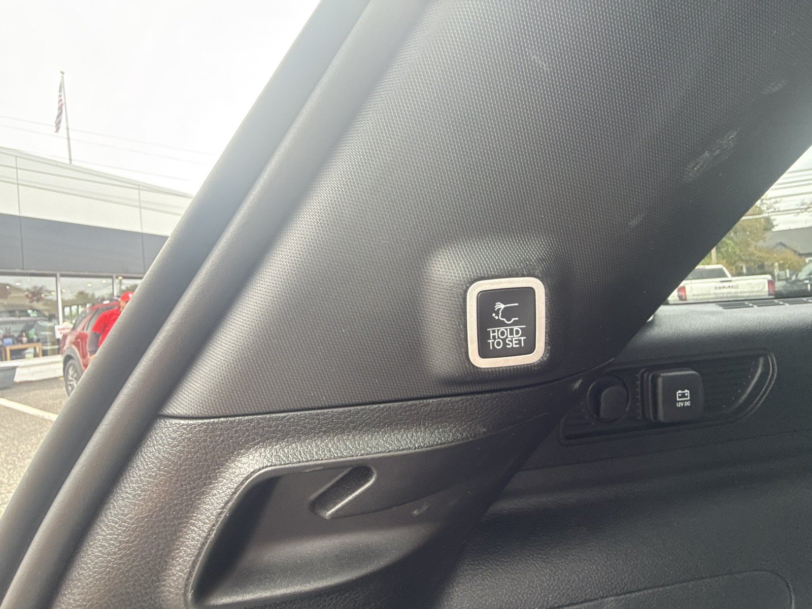 Used 2025 Jeep Grand Cherokee Limited 4xe AWD/4WD image 33