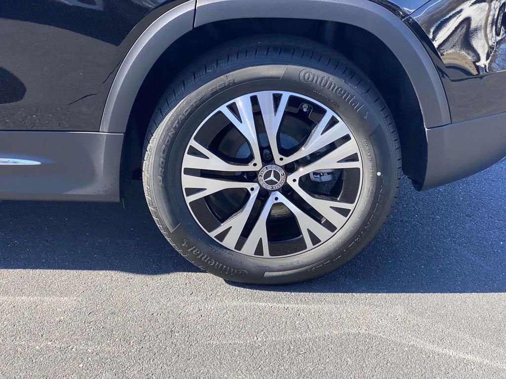 Certified 2025 Mercedes-Benz GLB 250 image 9