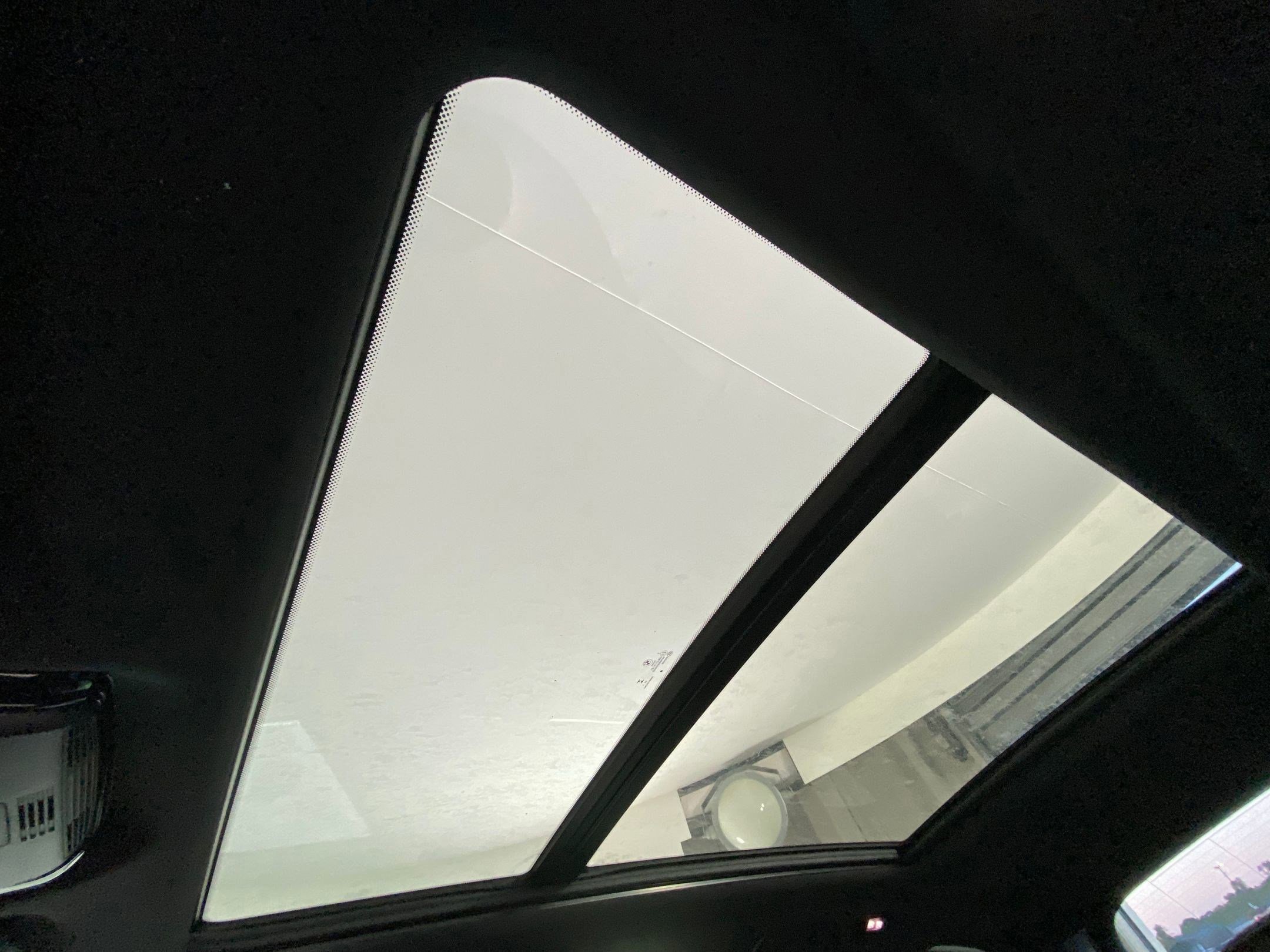 Used 2026 BMW X5 sDrive40i w/ Premium Package image 12