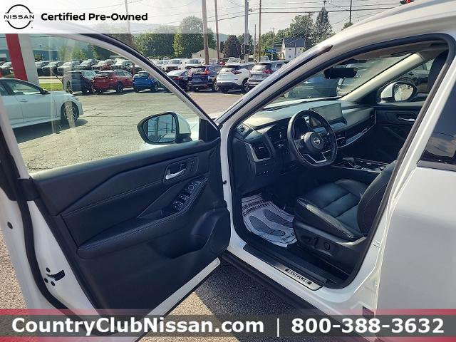 Certified 2024 Nissan Rogue SL w/ SL Premium Package AWD/4WD image 10
