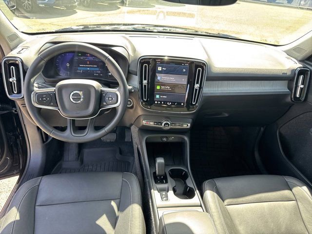 New 2025 Volvo XC40 B5 Core w/ Protection Package Premier AWD/4WD image 24
