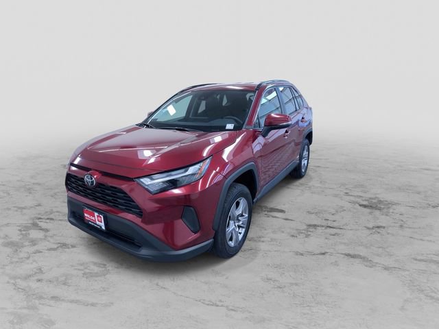 Used 2025 Toyota RAV4 XLE image 5