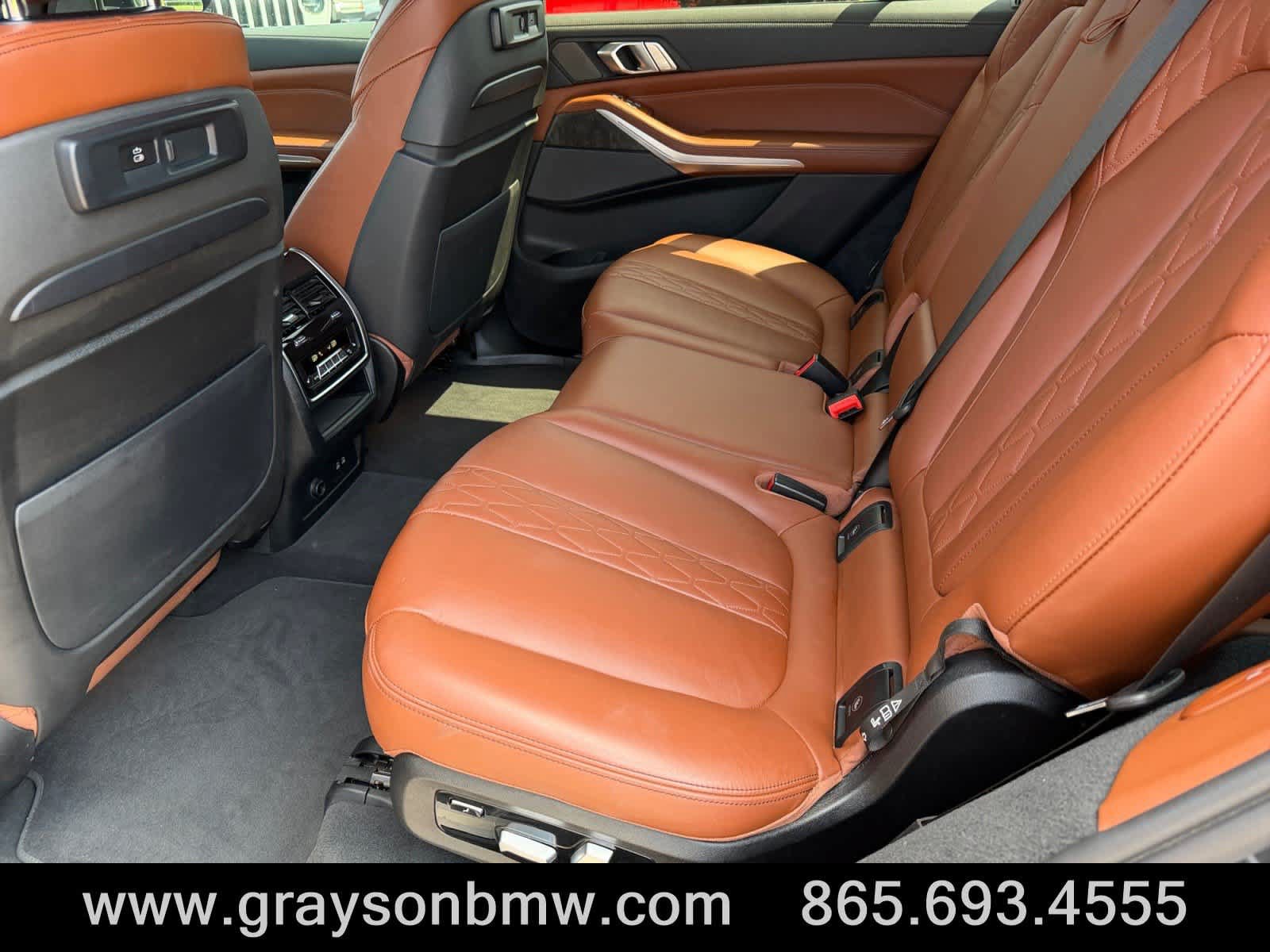 Used 2022 BMW X7 M50i AWD/4WD image 14