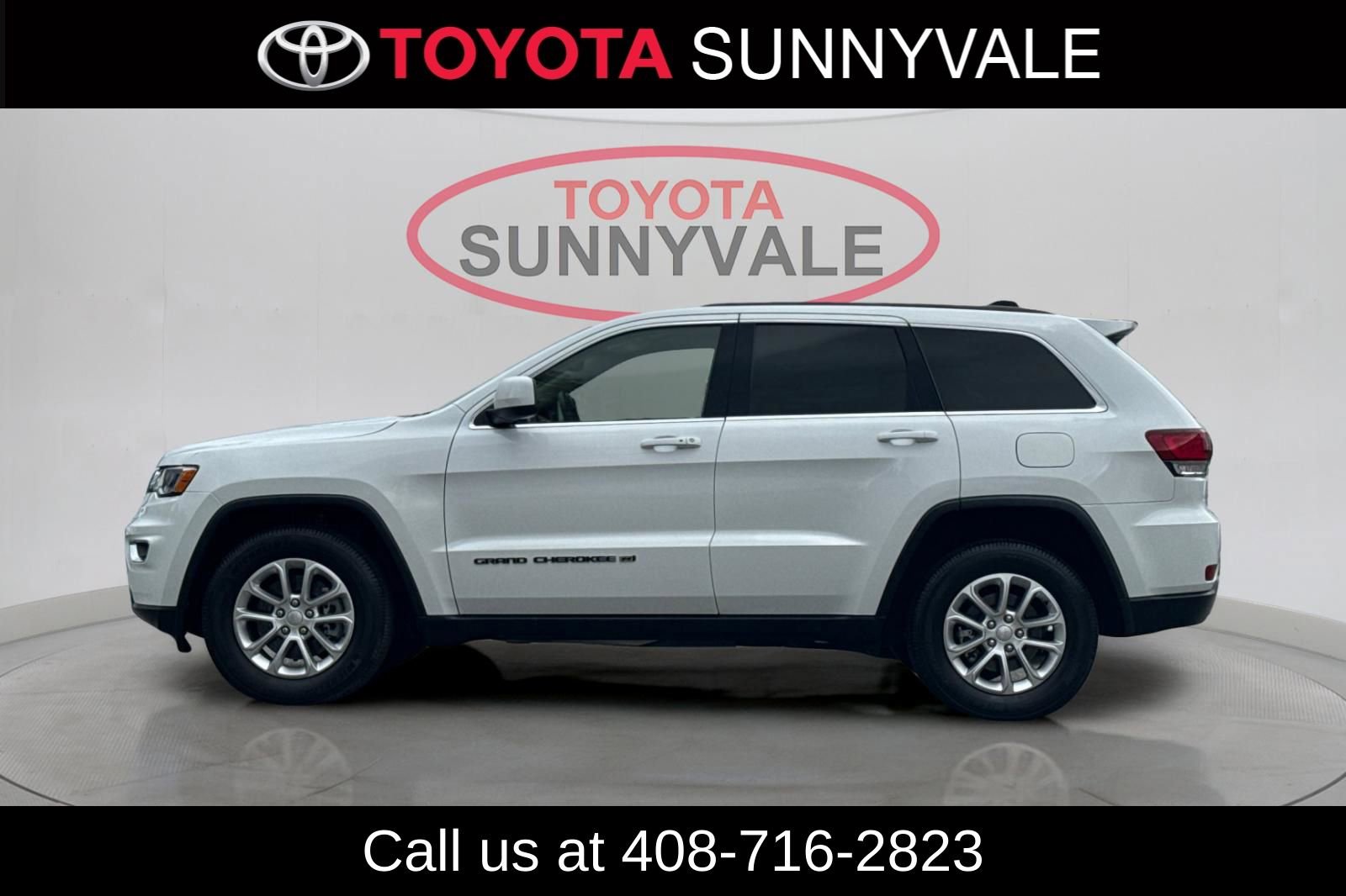 Used 2022 Jeep Grand Cherokee Laredo E w/ Security & Convenience Group AWD/4WD image 6