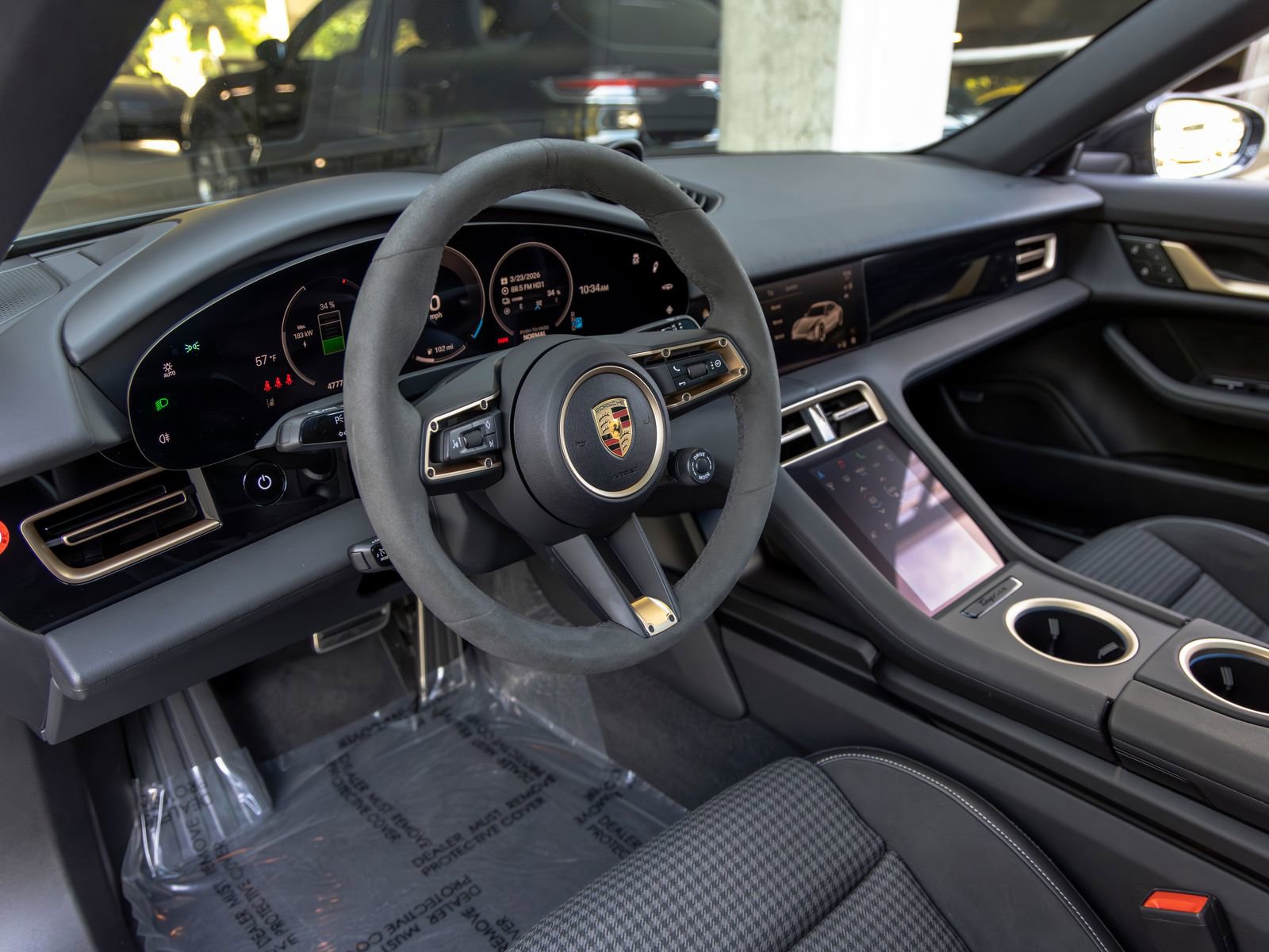 Certified 2025 Porsche Taycan 4S image 4