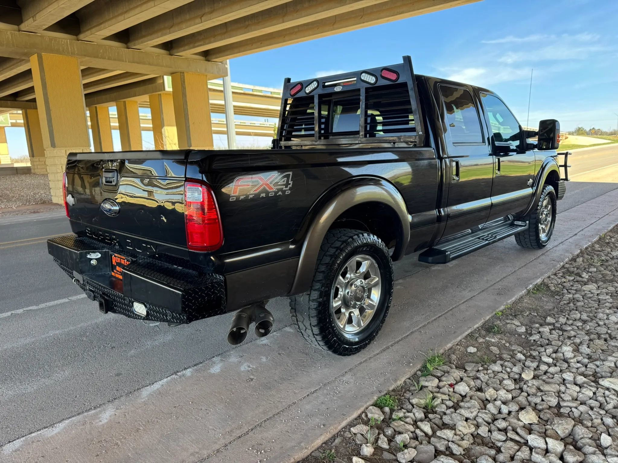 Used 2016 Ford F250 King Ranch w/ FX4 Off-Road Package image 3