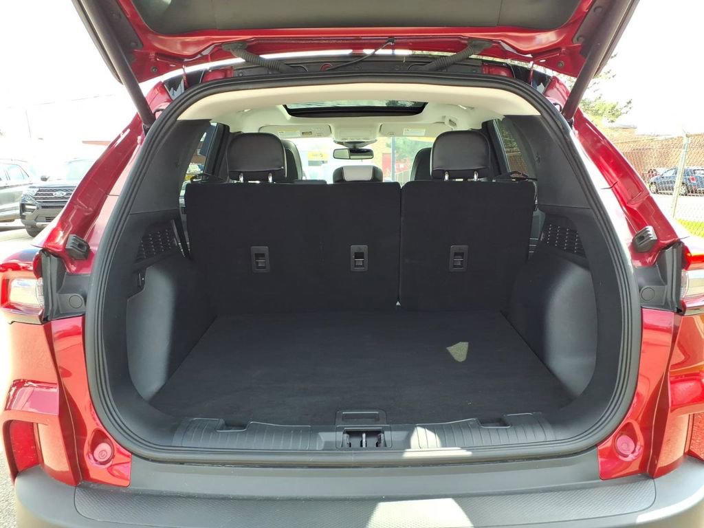 Certified 2024 Ford Escape Platinum image 10