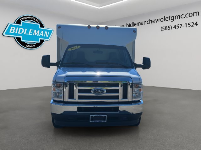 Used 2022 Ford E-350 and Econoline 350 Super Duty w/ Power Windows & Locks Group RWD image 2